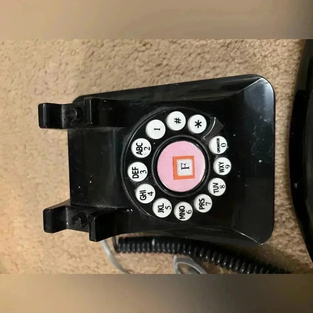 Black 50s Classic Desk Phone - Picture 5 of 10